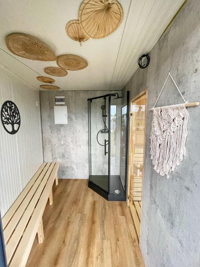 Rresort - Z Krytym I Podgrzewanym Basenem, Sauna, Wifi, Parking W Cenie! Rewal